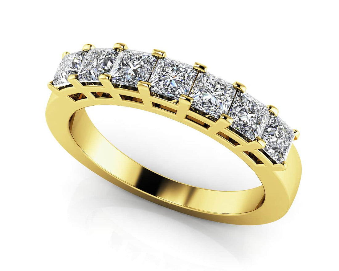 Brilliant Cut Dazzling Diamond Anniversary Ring Diamond  with 0.98 ct.(finished) 2.9mm