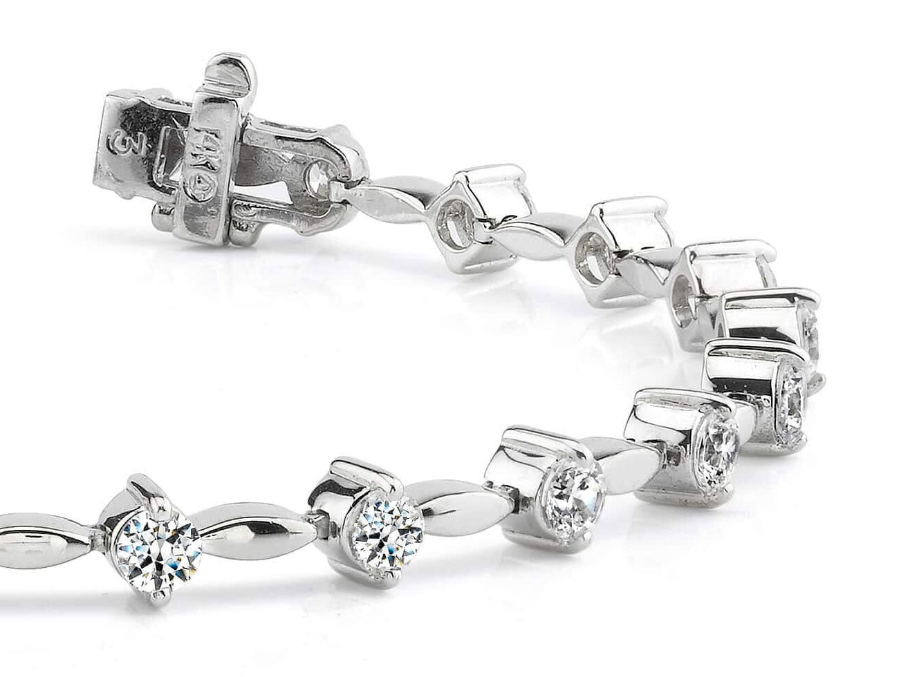 Classic Diamond Link Diamond Bracelet with 2.06 ct.(finished) 2.8mm - Luxury Time NYC