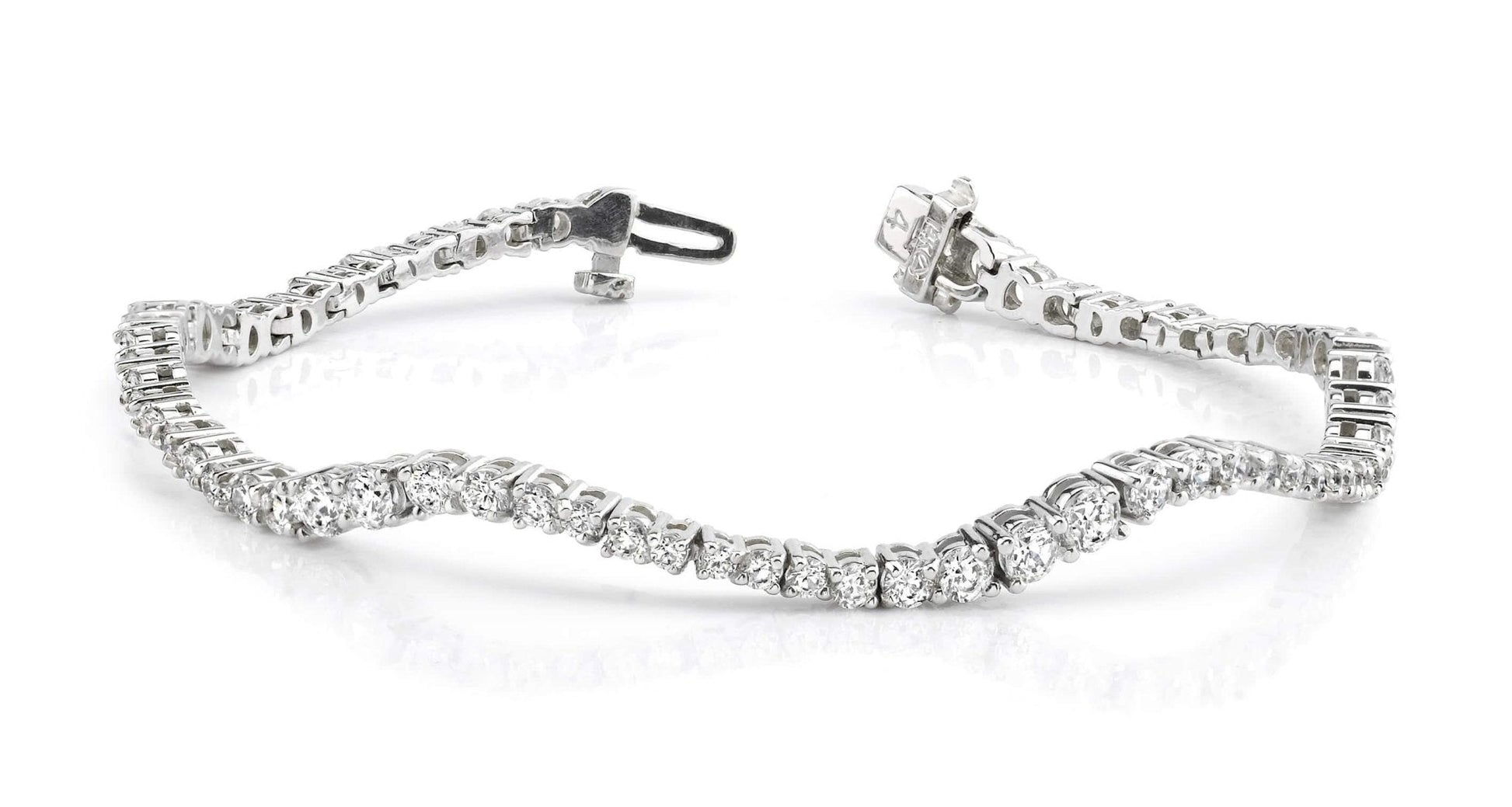 Classic Wave Journey Bracelet In Lab - Grown Diamond with 3.07 ct.(finished) - Luxury Time NYC