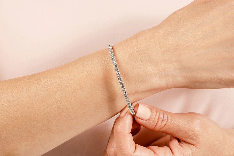 Stylish Sweetheart Bangle Lab - Grown Diamond Bracelet with 1.55 ct.(finished) 2.3mm - Luxury Time NYC