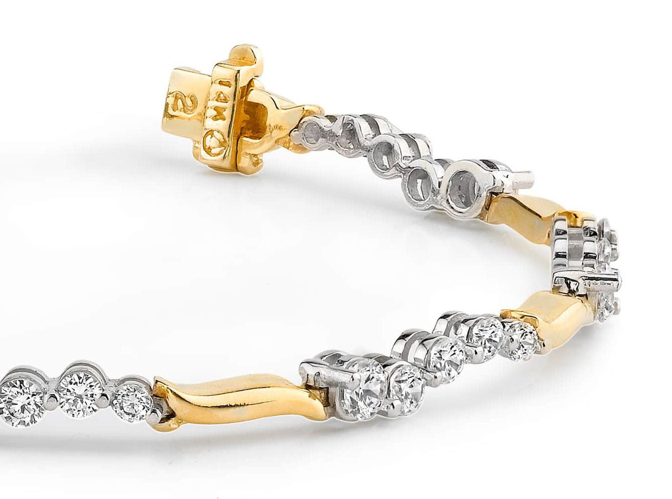 Wavy Journey Lab - Grown Diamond Bracelet with 2.51 ct.(finished) - Luxury Time NYC